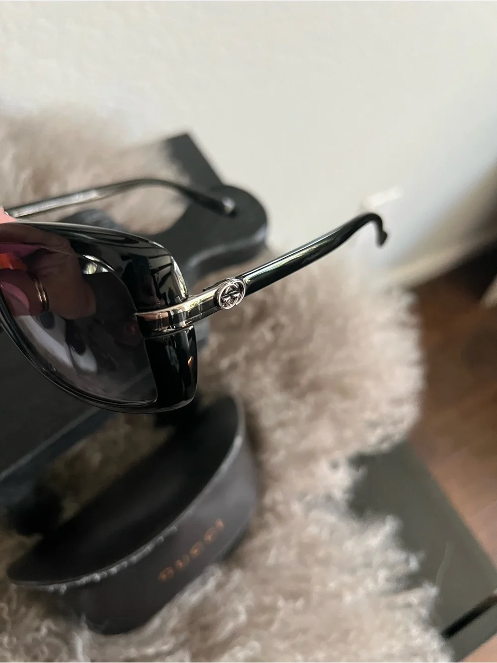 Gucci Women's Black Oversized Sunglasses Style 3188S Authentic